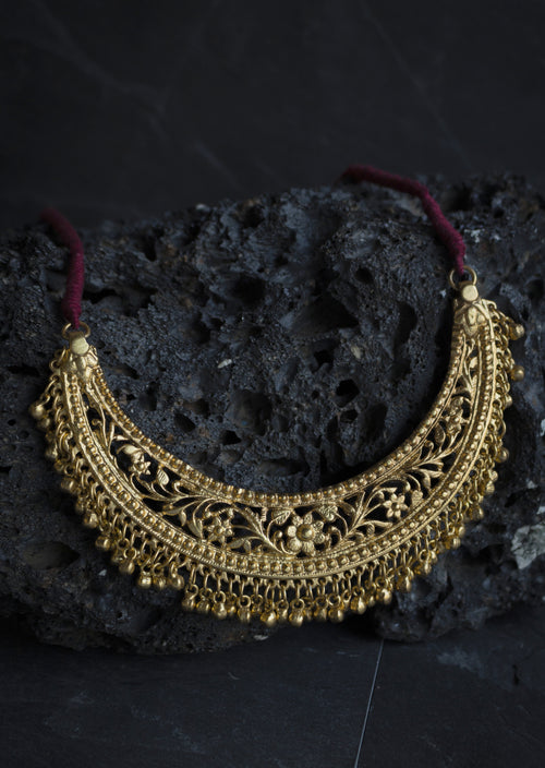 Gold Polished Antique Necklace